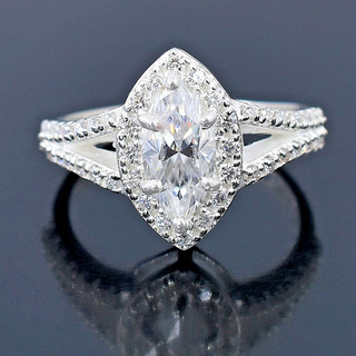 Certified 2.60Ct Marquise Cut White Diamond Ring Great luster No Tariff