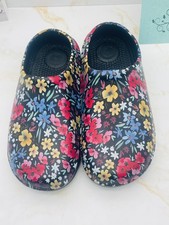 Totes Ultra-Tough, Super-Comfy Women s Clogs, Size 9 Black Garden Floral NIB