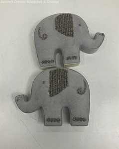 2 Elephant Book Ends