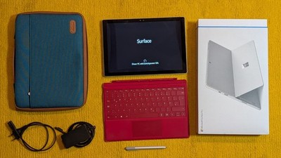 Microsoft Surface Pro 4 + Tastatur + Tasche + Stift, 256GB SSD, 8GB RAM, i5 CPU