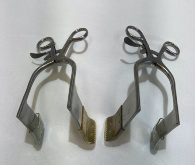 Pair of SSI 55-8997/8 Darling Popliteal Retractors Left/Right Orthopedic Trauma