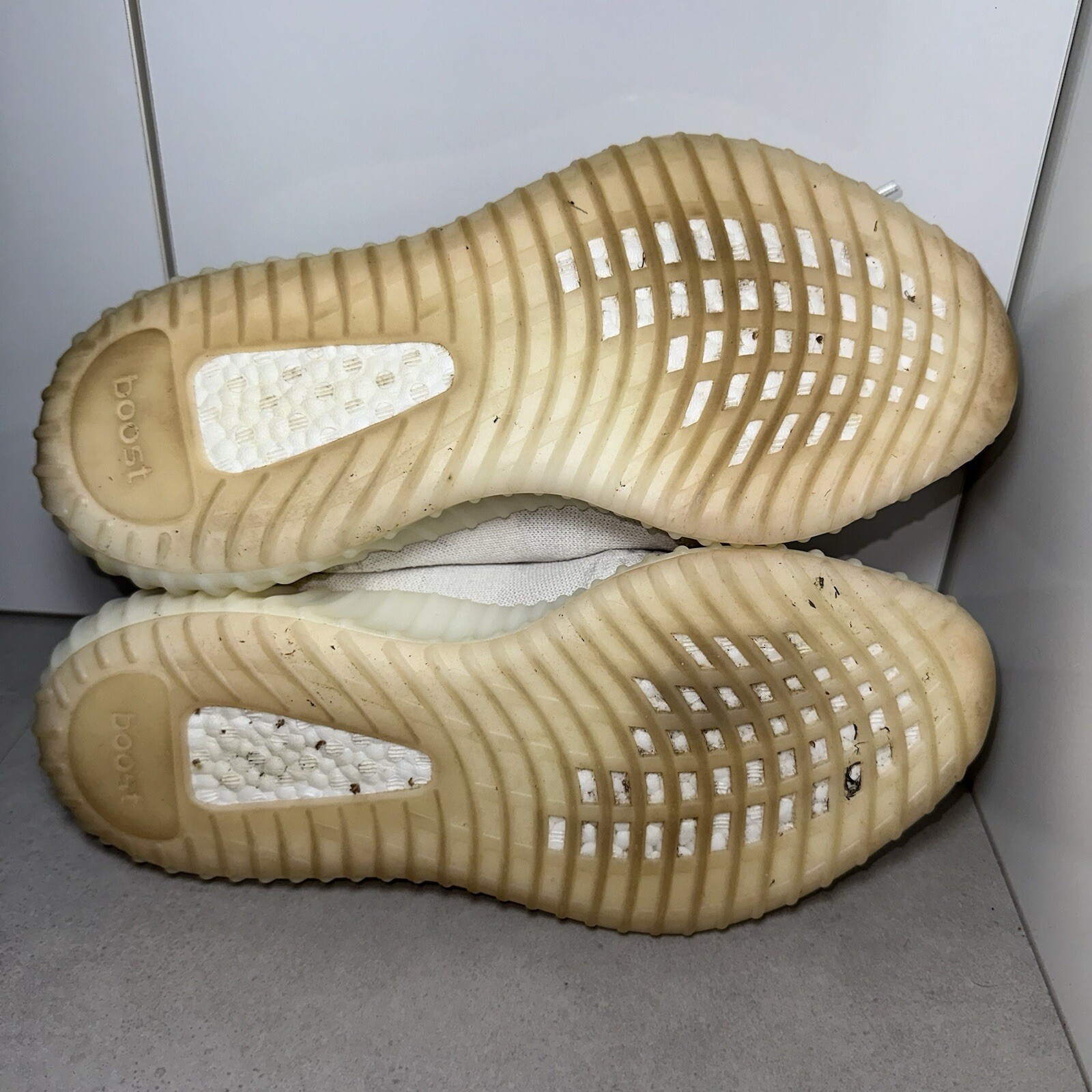 Mens ADIDAS YEEZY Boost 350 V2 Bone Sneakers Size US 11 thumbnail 16