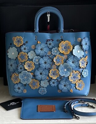NEW COACH 1941 LINKED TEA ROSE APPLIQUE ROGUE TOTE BLUE/MULTI