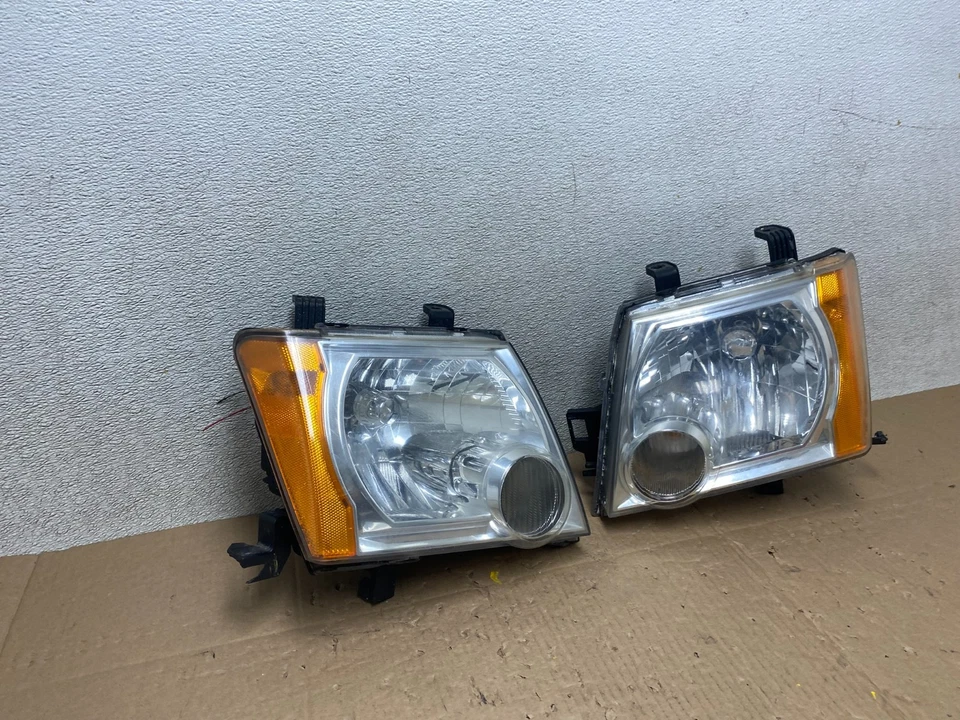 2005-2015 Nissan Xterra Driver Left+Right Side Set Headlights OEM T5727 DW - Image 3 of 4
