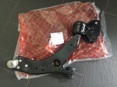 Wishbone / Suspension Arm fits FORD FOCUS Mk3, Mk3 ST 2.0 Front Lower, Right New