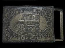 UC07107 VINTAGE 1970s  HENRY FORD DETROIT AUTOMOBILES MODEL T  BELT BUCKLE