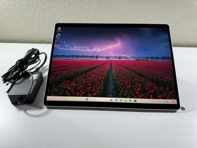 Microsoft Surface Pro 8  (1982) i5-1145G7 - 16GB RAM - 256GB  120Hz - Win 11 Pro