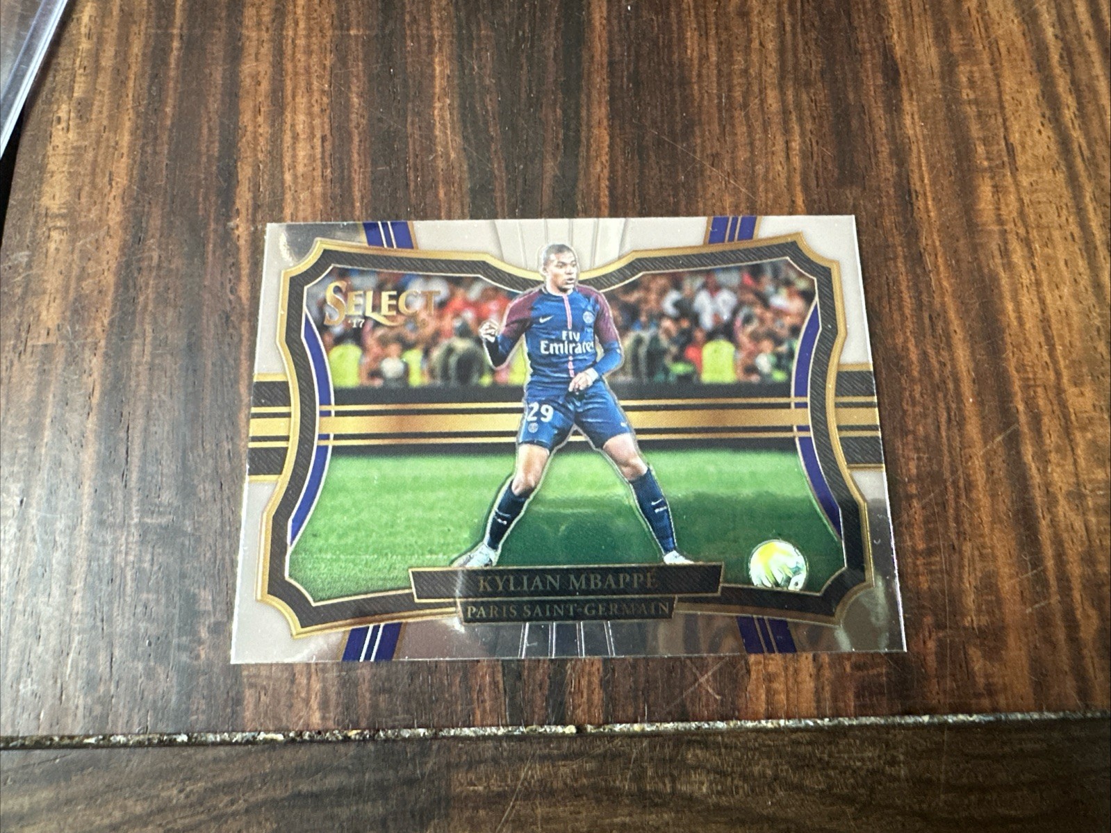 Panini Select 2017/18 # 224 Kylian Mbappe Field Level - Paris Saint-Germain BH