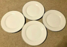 Royal Norfolk Dinner Plates With Golden Circle Ends - Set of 4, White