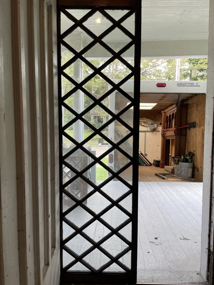 Wood Mullion Window - Image 3 of 3