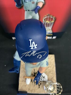 MAX MUNCY DODGERS SIGNED CHAMPIONSHIP BOBBLEHEAD 