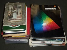 1912-1980'S KODAK GUIDES AND LITERATURE LOT OF 38 PIECES - NICE PHOTOS - O 1351