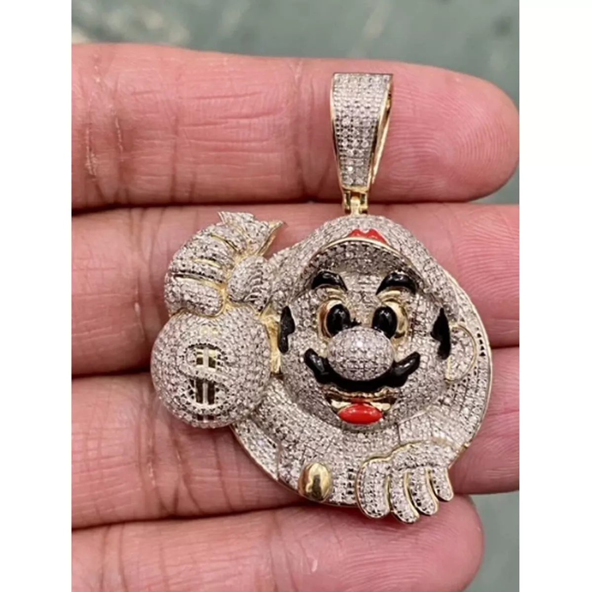 10k yellow gold diamond pendant