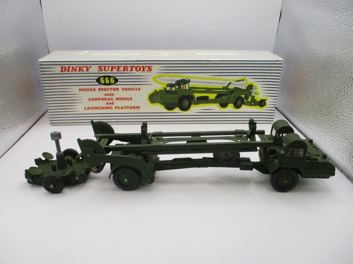 DINKY SUPERTOYSミサイルランチャー665 Dinky SuperToys No. 666 Missile Erector Vehicle Nearest to