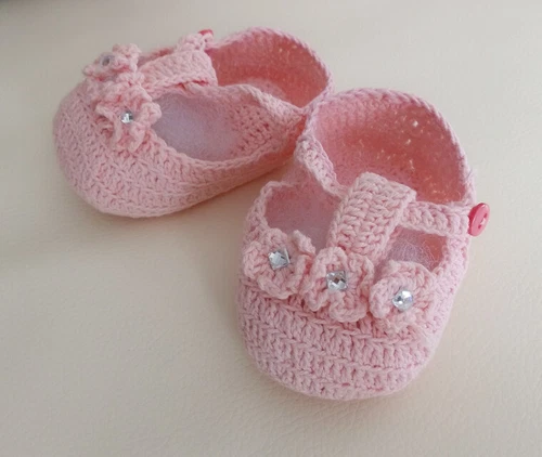 NEW Baby Girl Crochet Knit Newborn Diamante Pink T-Strap Shoes 0-3 months Size 1