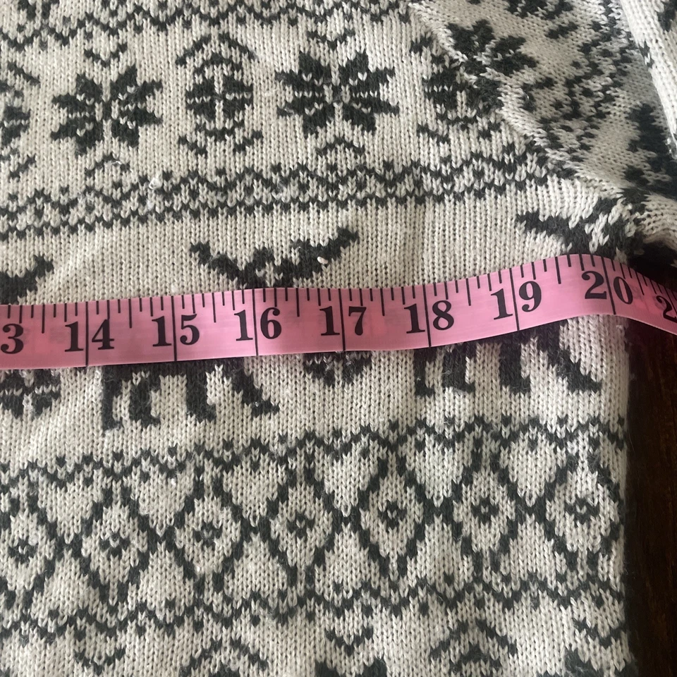 Suéter de Invierno Alce, Copos de Nieve, Grande Forever 21, Verde, Marfil Suéter Feo Foto 3 de 4