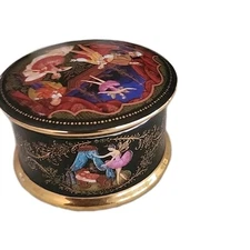 VNTG. Ardleigh Elliott & Sons Oval Sleeping Beauty Porcelain Music Box Russian