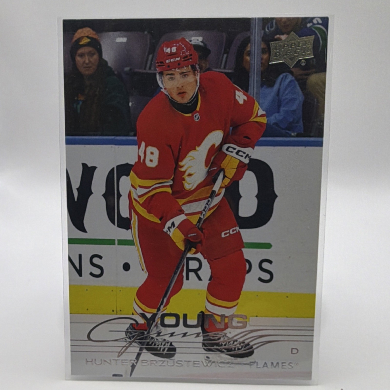 Upper Deck 2025-26 Series 2 Young Guns Hunter Brzustewicz #455 Flames