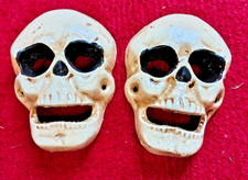 Gusseisen Totenkopf Flaschenöffner x ZWEI Goth Look Wandhalterung Totenkopf