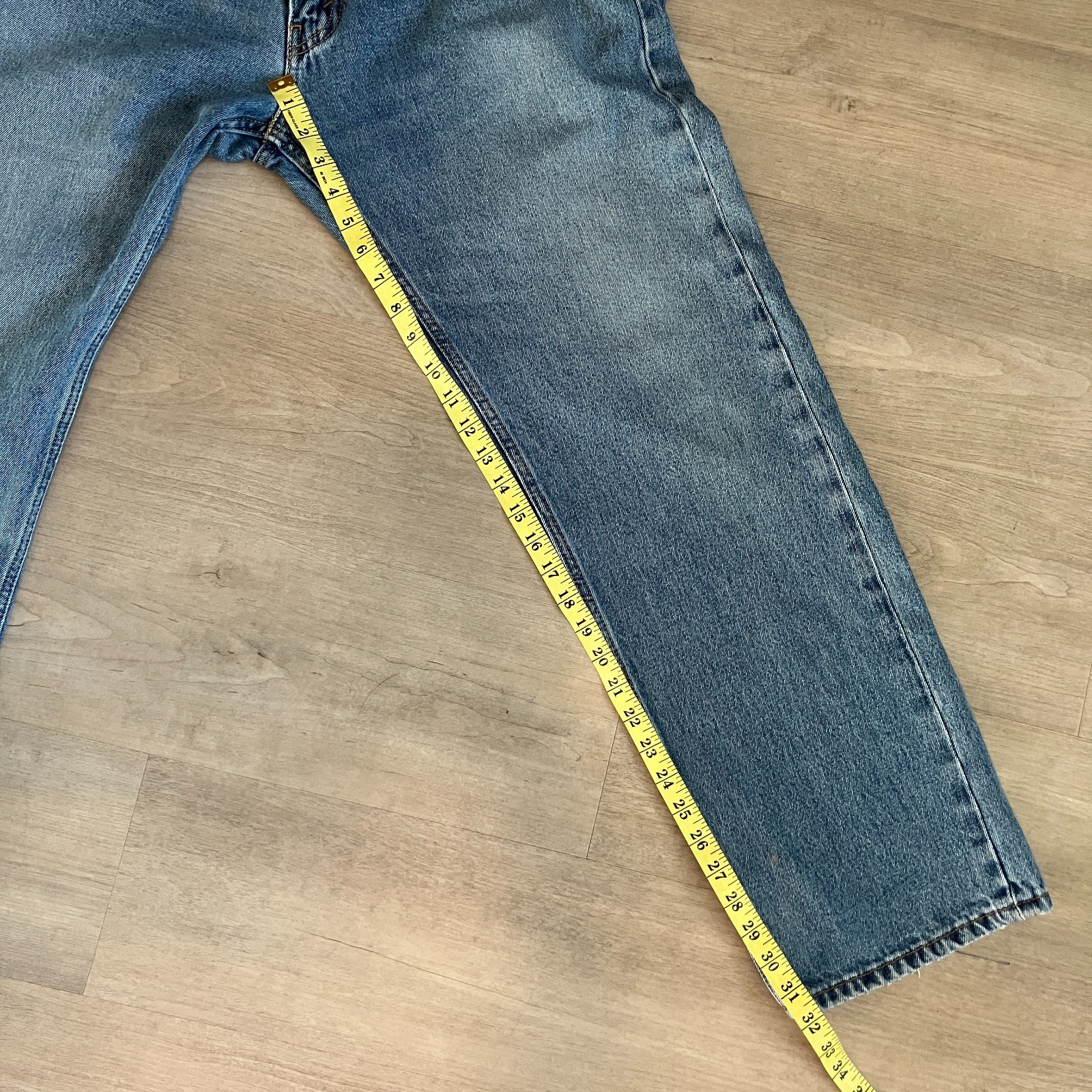 Levis 505 Jeans Mens 38x32 Blue Denim Straight Leg Classic Medium Wash image 5