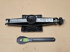 Mercedes Benz A-Klasse W168 W169 B-Klasse w245 Wagenheber A1685830715 Mercedes Benz A-Klasse W168 W169 B-Klasse w245 Wagenheber A1685830715