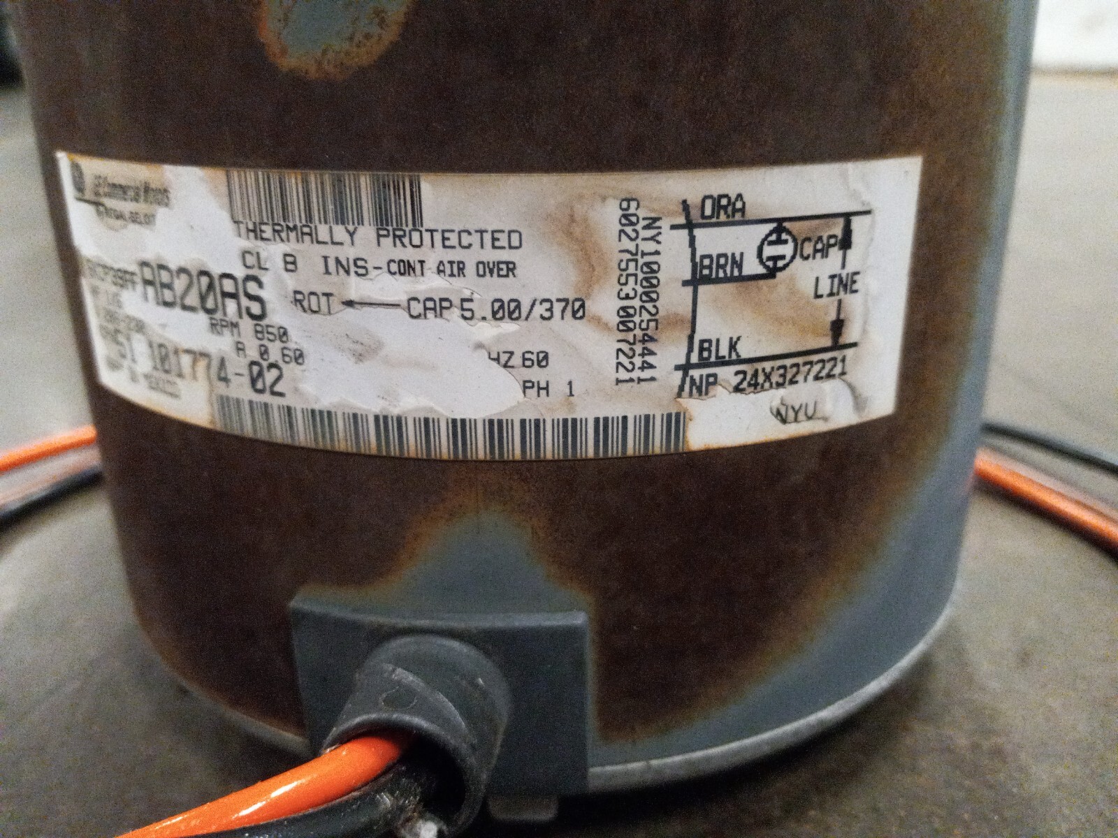 Rheem 5110177402 condenser fan motor 5KCP39FFAB20AS / 1/6hp, 850rpm