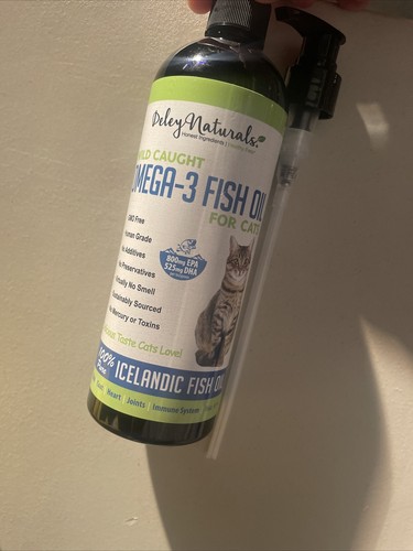 Deley Naturals Wild Caught Fish Oil For Cats Omega 3 GMO Free No 
