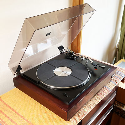 Yamaha YP-700 Belt Drive Record Player Already Maintained Yamaha YP-700 Belt Drive Record Player Already Maintained