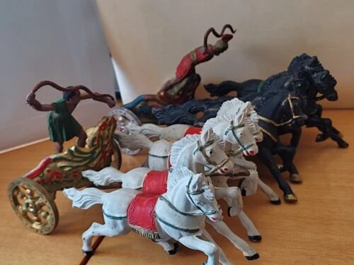 Guerreros de juguete antiguos