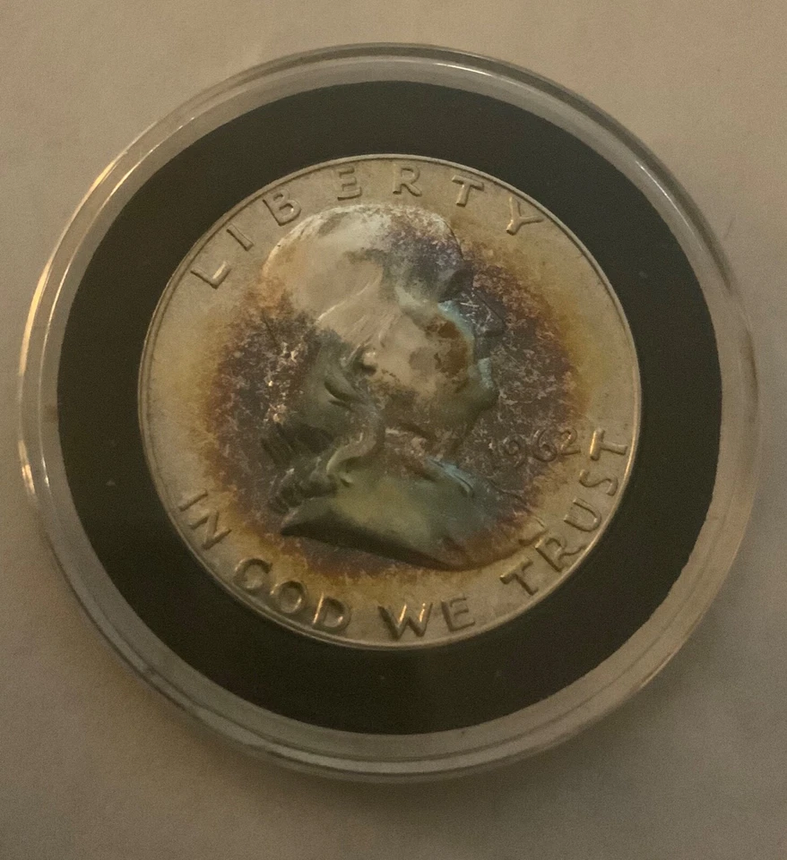 1962 FRANKLIN HALF SILVER DOLLAR BU PR GOLD/BLUE/PURPLE TONED - Image 2 of 4