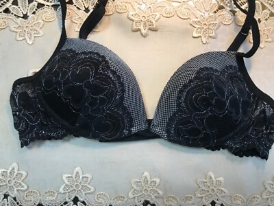 Bra  TEZENI Size us 30a it1a eu65a padedd underwired black ari