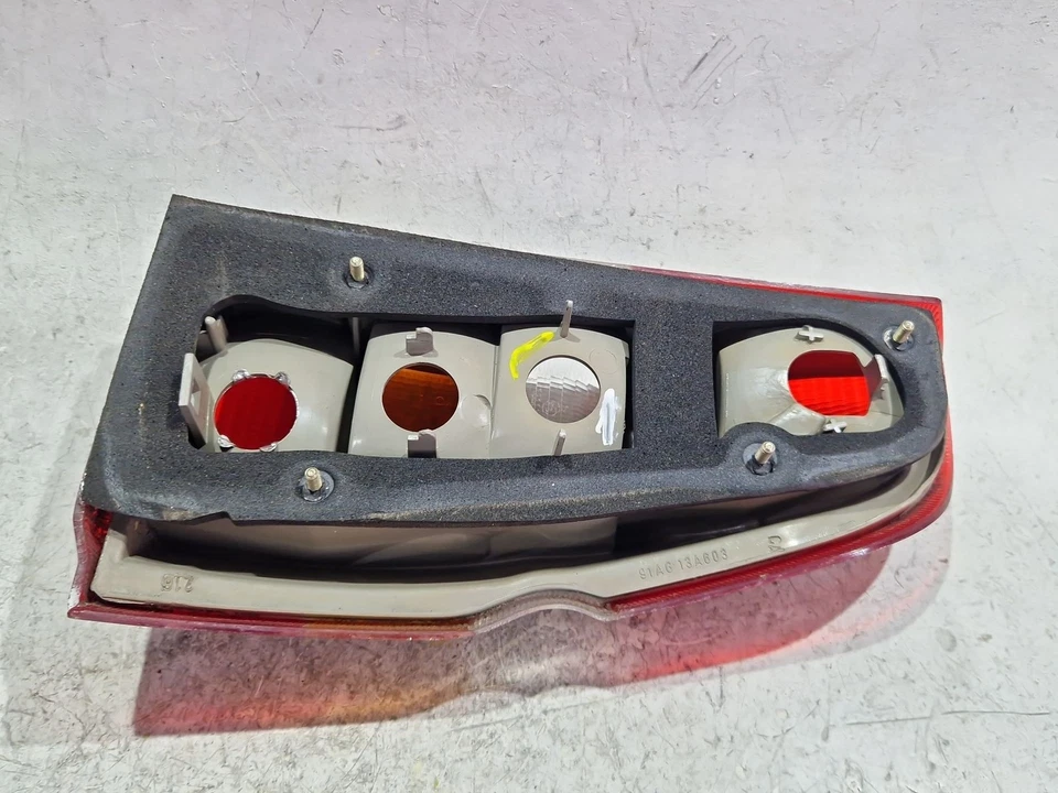 91AG13A603 LAMPADA POSTERIORE SINISTRA / 65552 PER FORD ESCORT VI GAL, AAL, ABL - Immagine 4 di 4