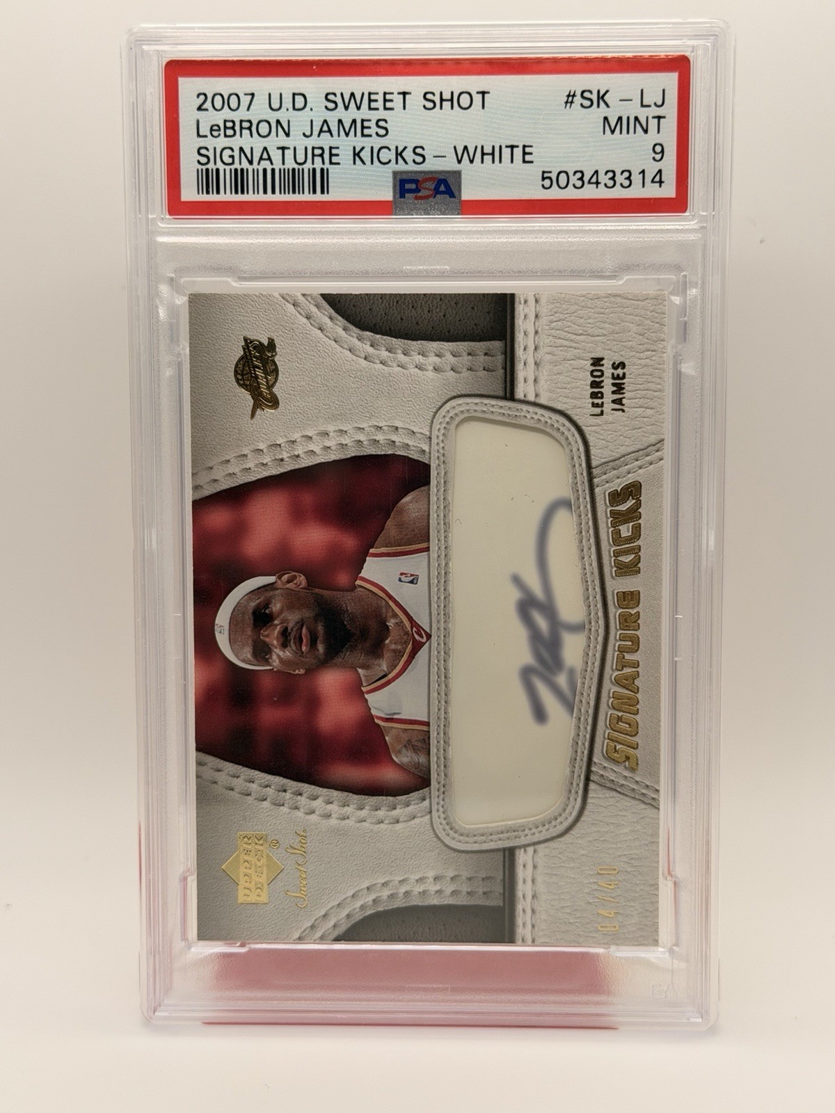 2007 UD SWEET SHOT SIG KICKS WHITE #SK-LJ LEBRON JAMES AUTO 04/40 PSA 9 POP 1