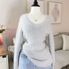 Abercrombie & Fitch Soft Fuzzy V-Neck Sweater ₊˚⊹ ᰔ
