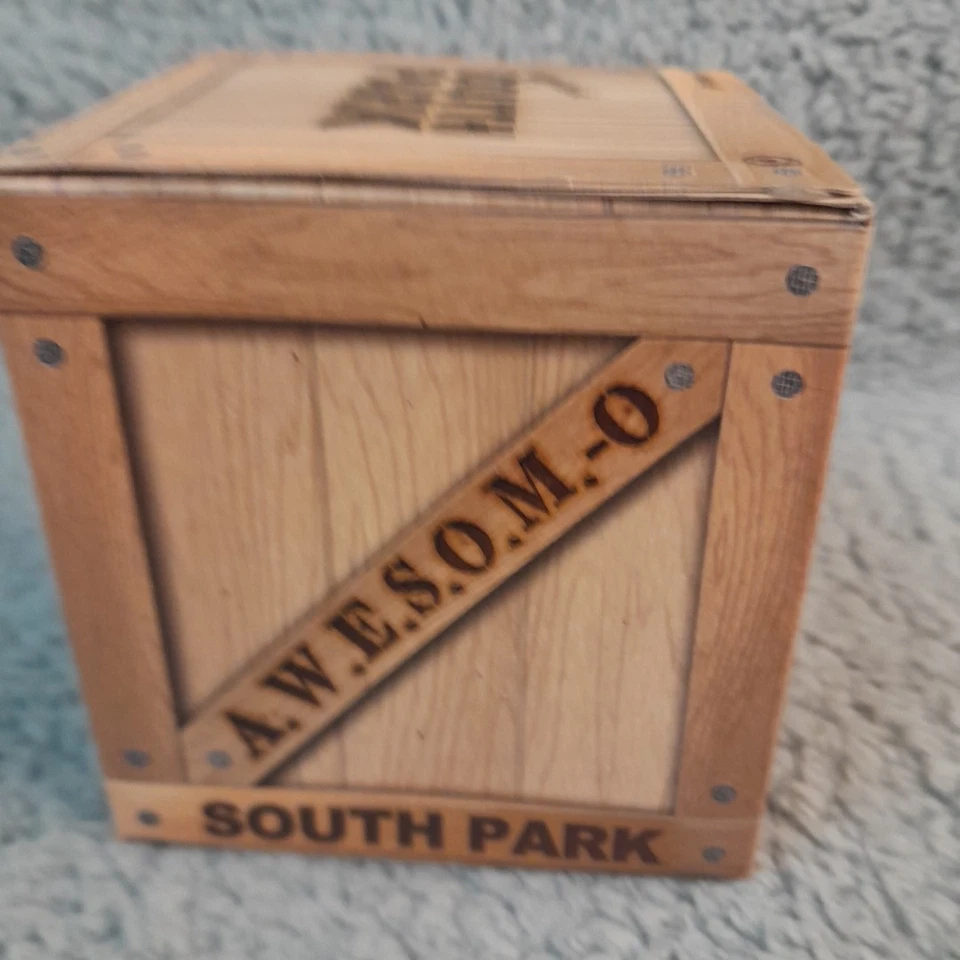 Kidrobot South Park AWESOM-O 3" Figure, Glow In The Dark  NIB - Image 2 of 4