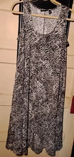 Attitudes by Renee Triple Mesh Maxi Dress Black/White Midnight Waves Petite Larg