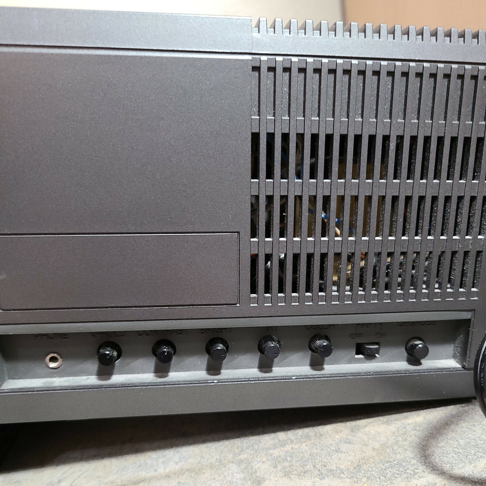 Emerson 5.5” Color Television FM AM AC/DC Vintage 1989 Portable PC6 ...