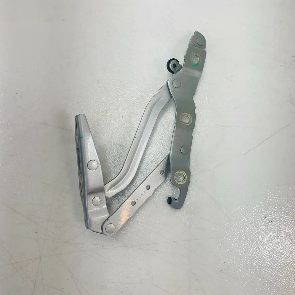 10-16 Audi A5 Quattro Left Rear Trunk Deck Lid Hinge Silver OEM 8F0827301A - Image 2 of 4