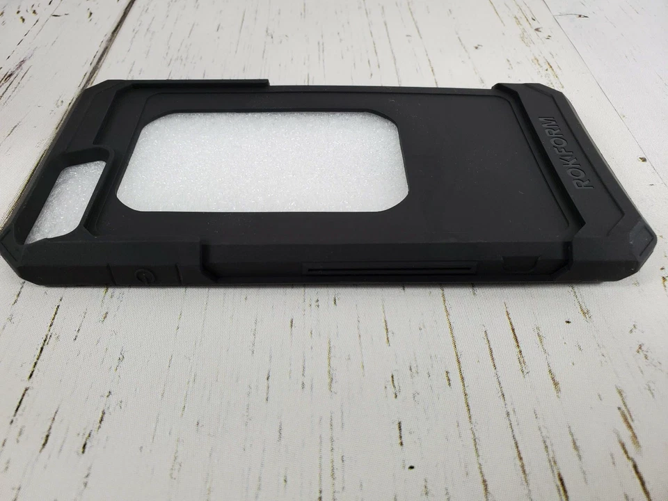 Lote de 2 fundas para teléfono celular ROKFORM iPhone 6 Plus forro interior solo sin carcasa exterior Foto 3 de 4