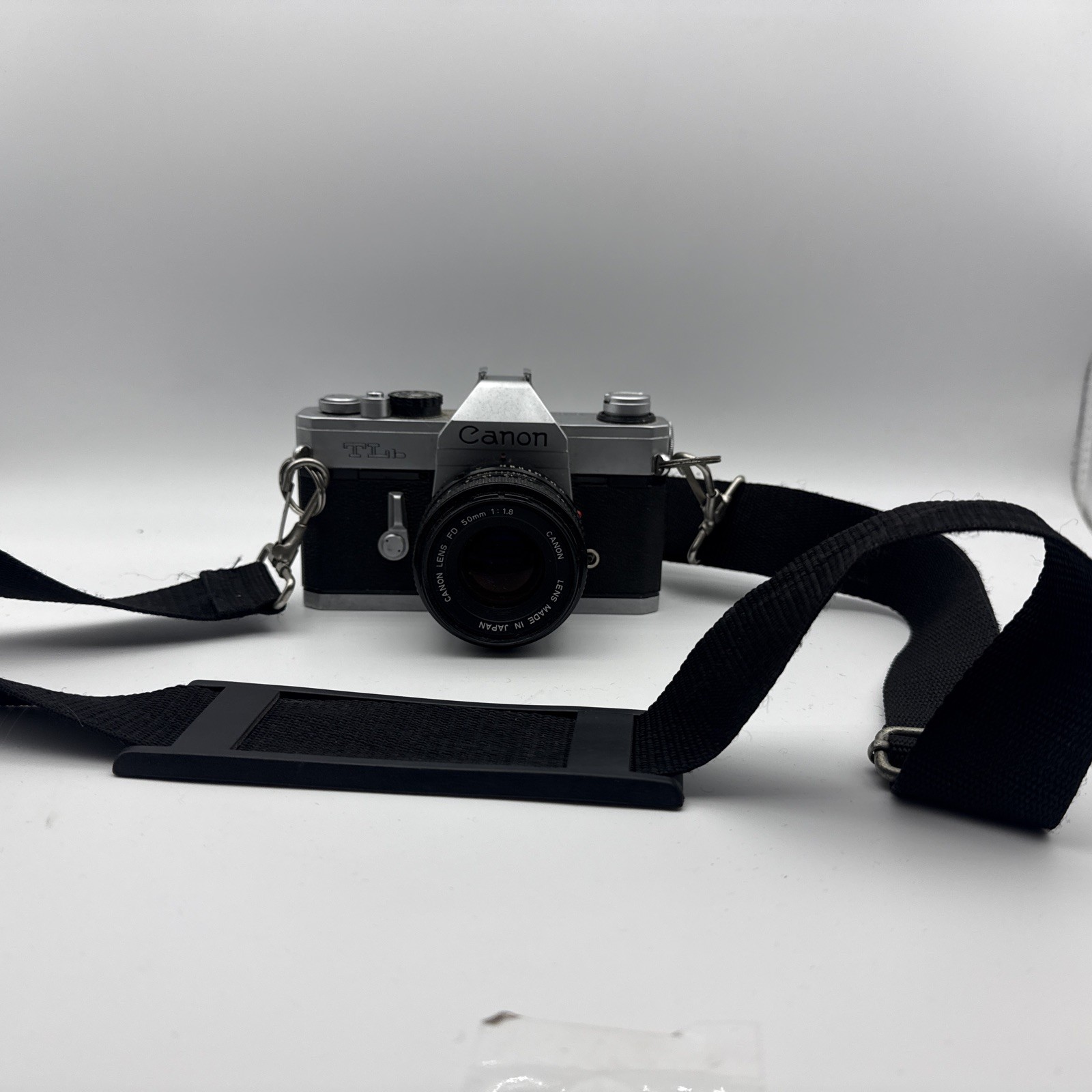 Canon TLb vintage camera equipment - eBay listing photo 1