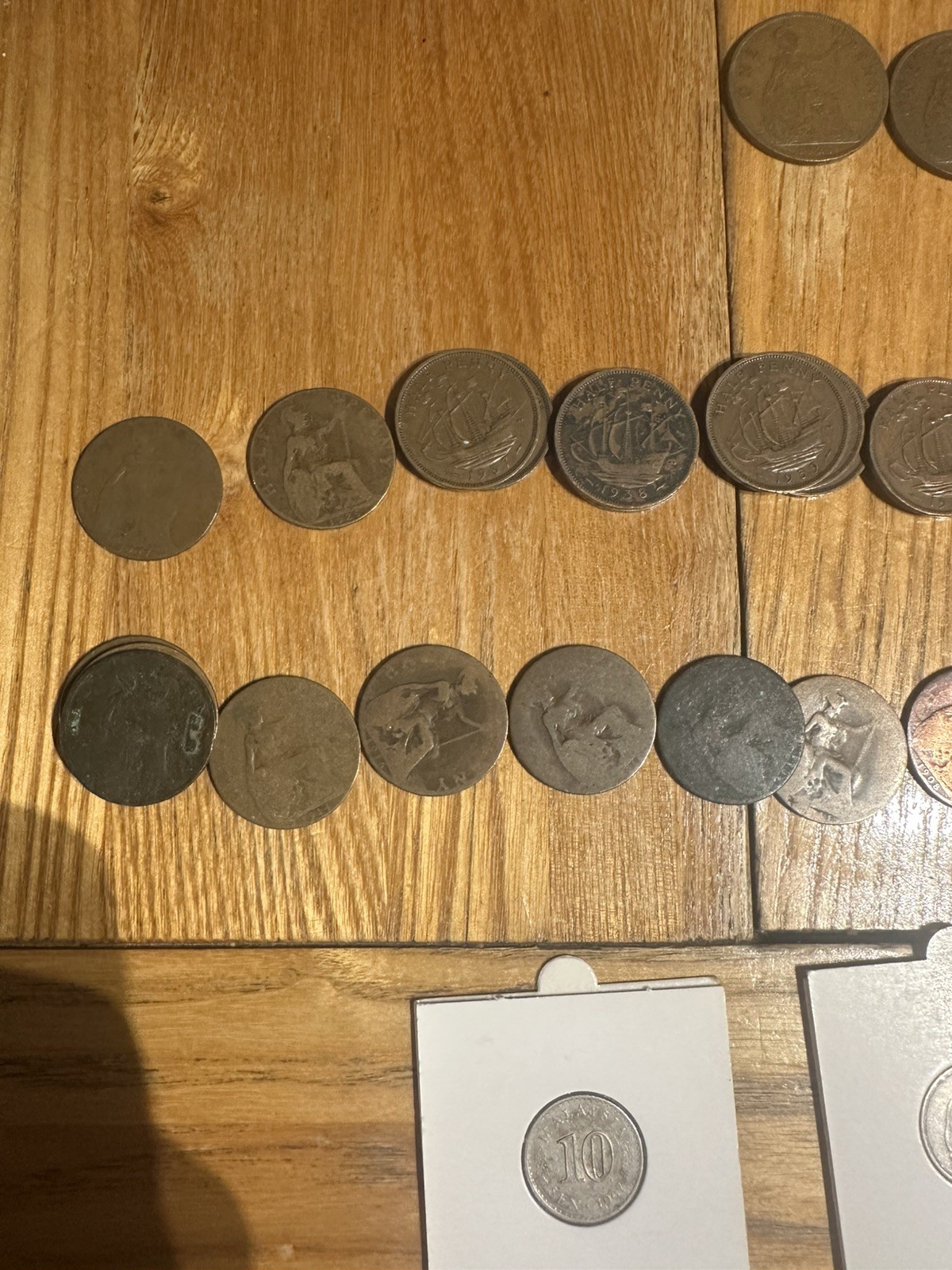 2.9 Kg Bulk Lot Coins UK & foreign & Mixed Dates uk farthings half  pennies etc