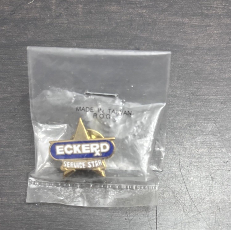 ECKERD RX PHARMACY SERVICE STAR EMPLOYEE AWARD PIN New
