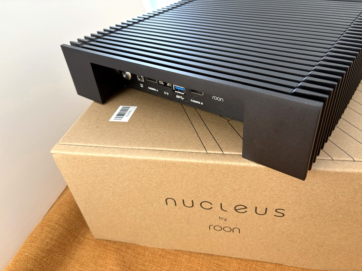 Roon Nucleus rev B Music Server With 1TB Internal Storage Plus New