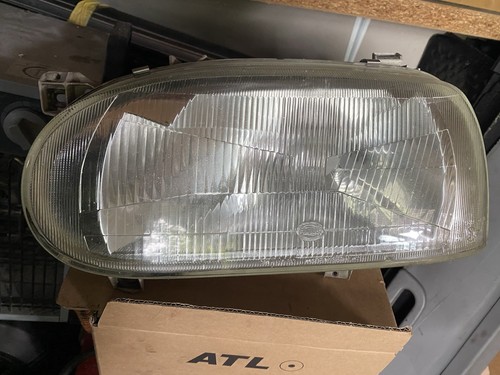 Original VW Golf III Scheinwerfer Links 144 875-00