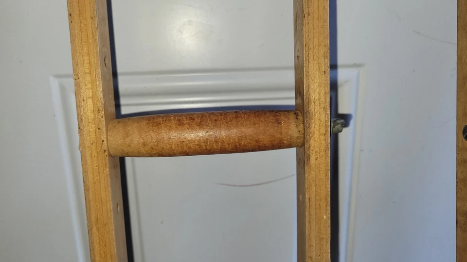 Vintage Adjustable Wooden Crutches 48"-58". Excellent Condition. Circa 1965. - Image 4 of 4