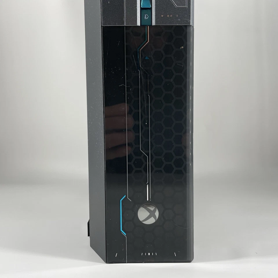 Xbox One Halo 5 1TB Limited Edition Console With Accessories - Tested & Working - image 4 of 4