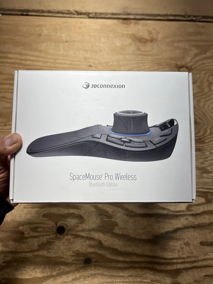 3Dconnexion SpaceMouse Pro Wireless - Bluetooth Edition (3dx700119) - Image 3 of 4