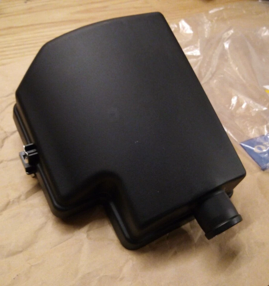 Coperchio Originale Per Scatola Del Motore Volvo S60 S80 V70-II NUOVO - Immagine 2 di 4