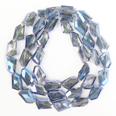 40Pcs 18x12x8mm Faceted Blue Crystal Polygon Loose Beads SK64931
