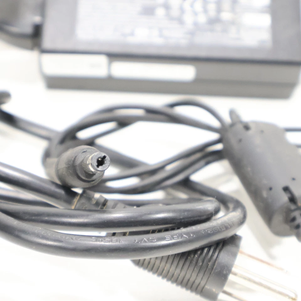 Зарядное устройство переменного тока адаптер питания и шнур для ноутбука Dell Delta 12 В 3,33 А ADP-40DD B - Изображение 3 из 4